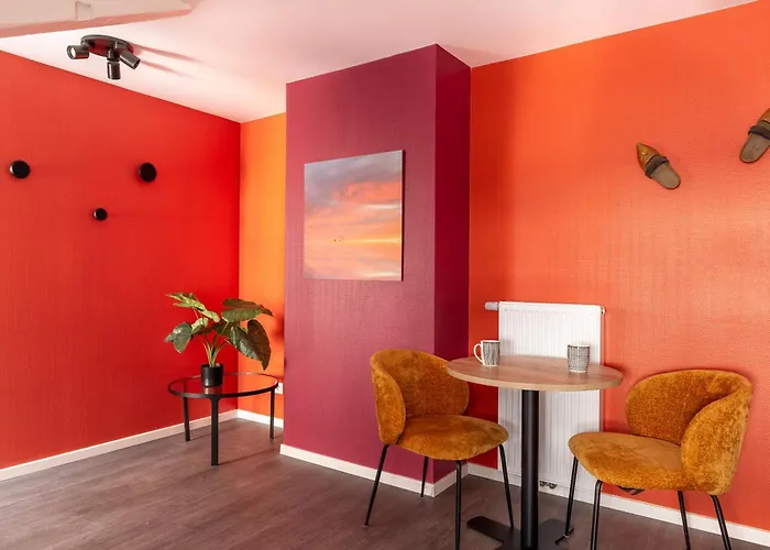 Apartahotel Travel Homes - Republic, Charm In The Heart Of 3*